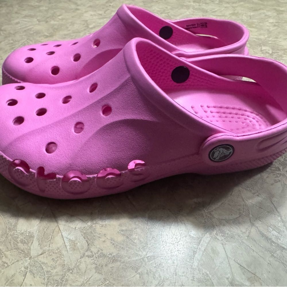 CROCS Kids Water Shoes - Vibrant Pink